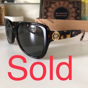 Tory Burch frame